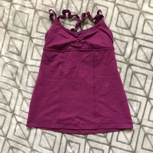 Lululemon workout top